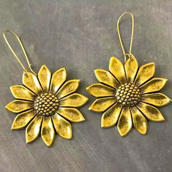 Jewelry - 🌻 Floral Sunflower Retro Unique Drop Earrings 🌻